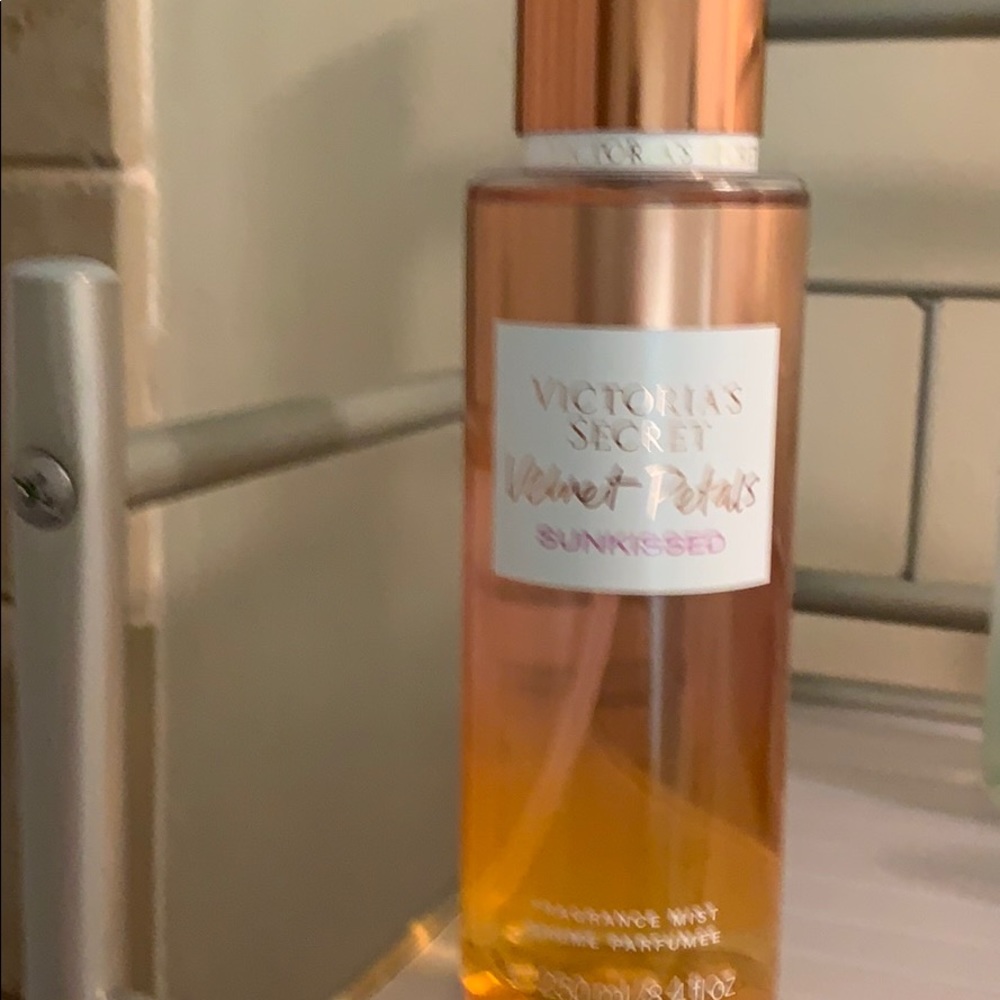 Velvet petals sun kissed collection